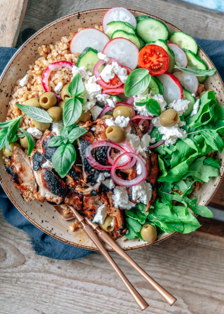 Mediterranean Grain Bowl - Chili & Tonic