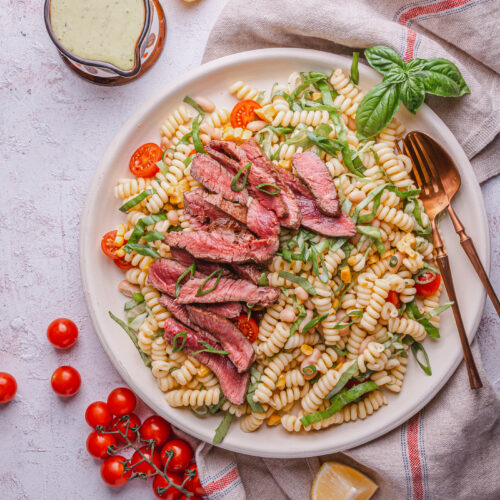 Pasta salad with steak and basil Hollandaise - chili & tonic